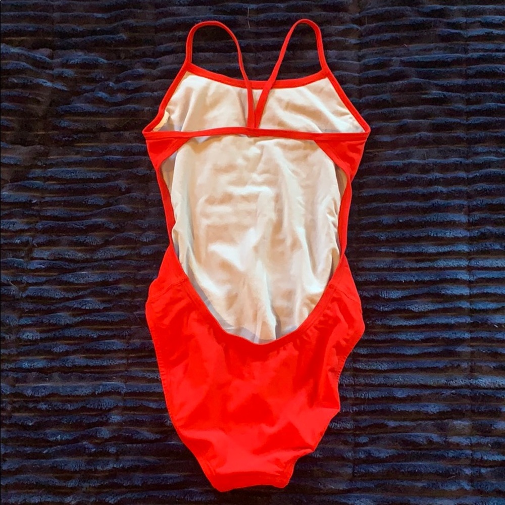 Nike Swim Polyester Cut-Out Tank Swimsuit - Picture 2 of 2